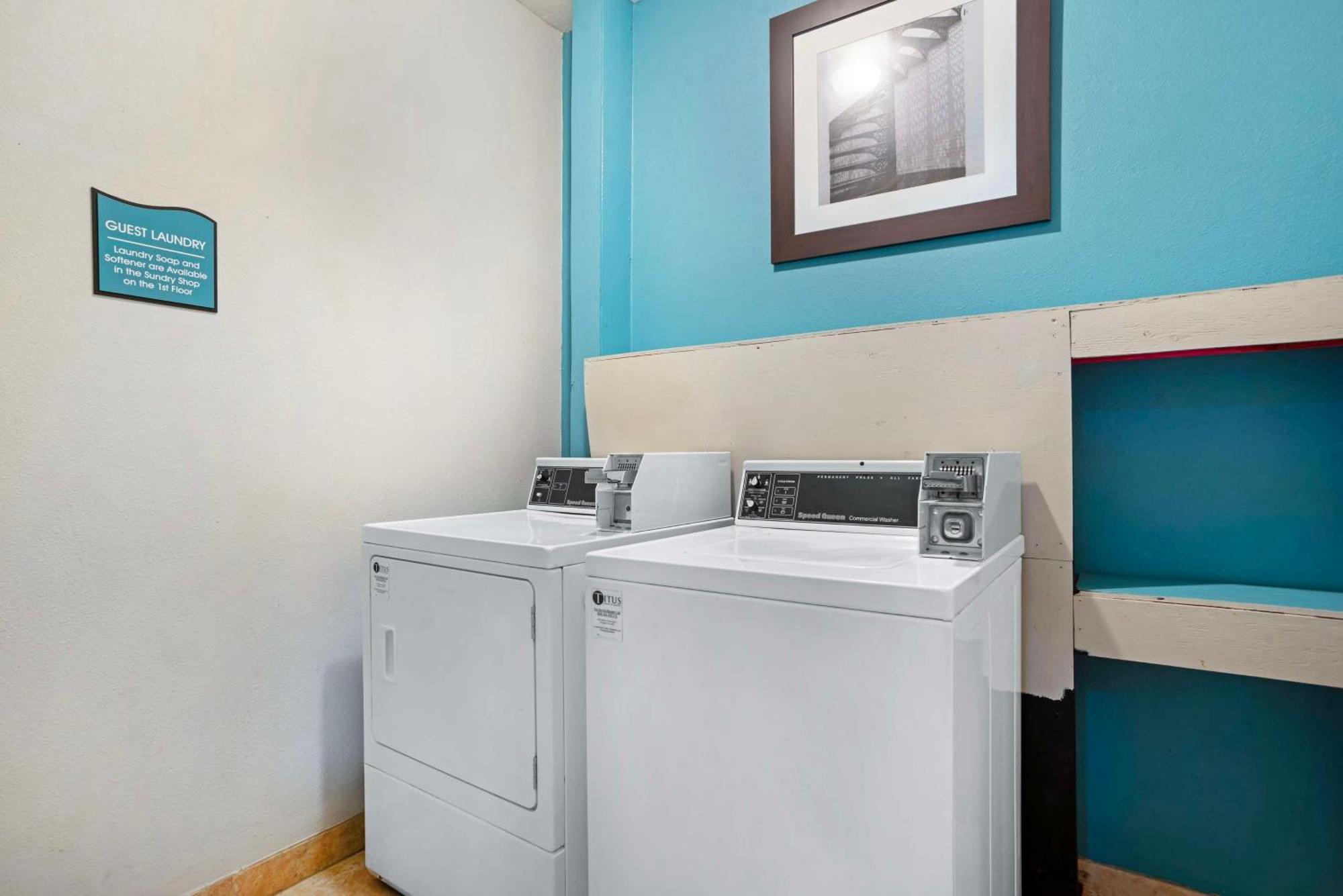 Best Western Plus Blue Angel Inn Пенсакола Экстерьер фото